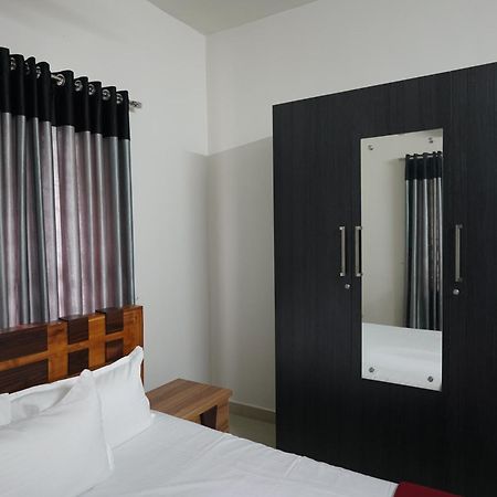Swapna Home Suites Nedumbassery Luaran gambar