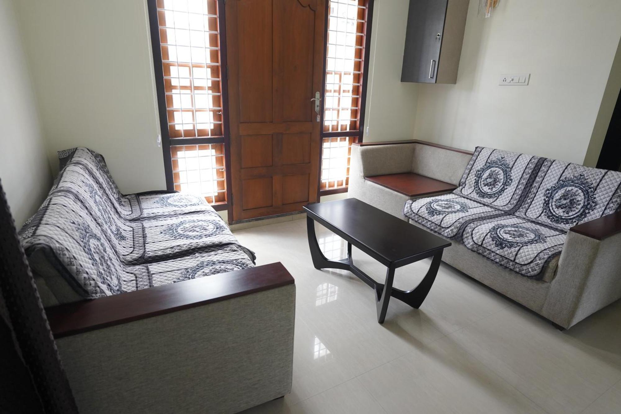 Swapna Home Suites Nedumbassery Luaran gambar